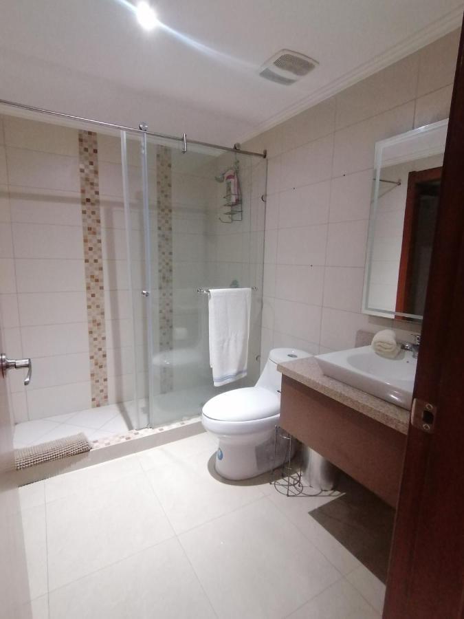 Luxury Suites River Front Гуаякуил Екстериор снимка